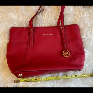 New Michale Kors Purse